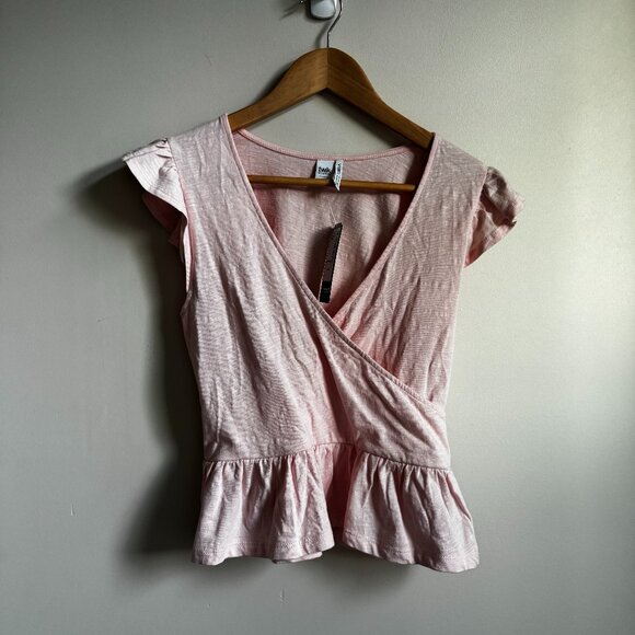 NWT Twik baby pink ruffle hem t shirt, small - Picture 1 of 4